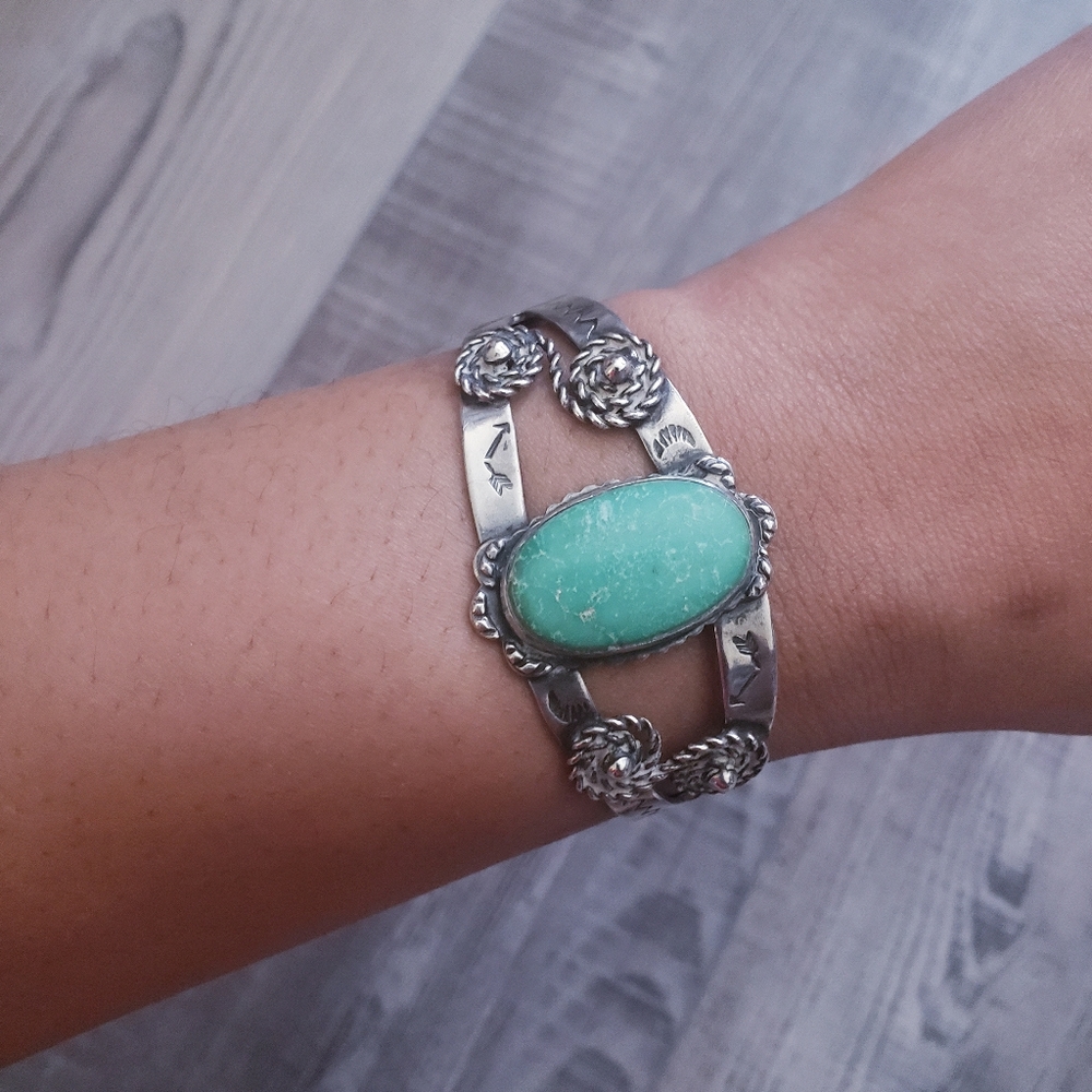 Native Sterling Silver Cuff/Bracelet - image 4